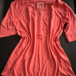 Abercrombi and Fitch top
